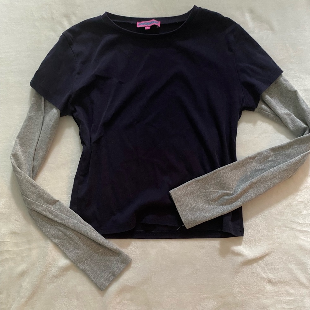 ZUMIEZ SKATER SHIRT